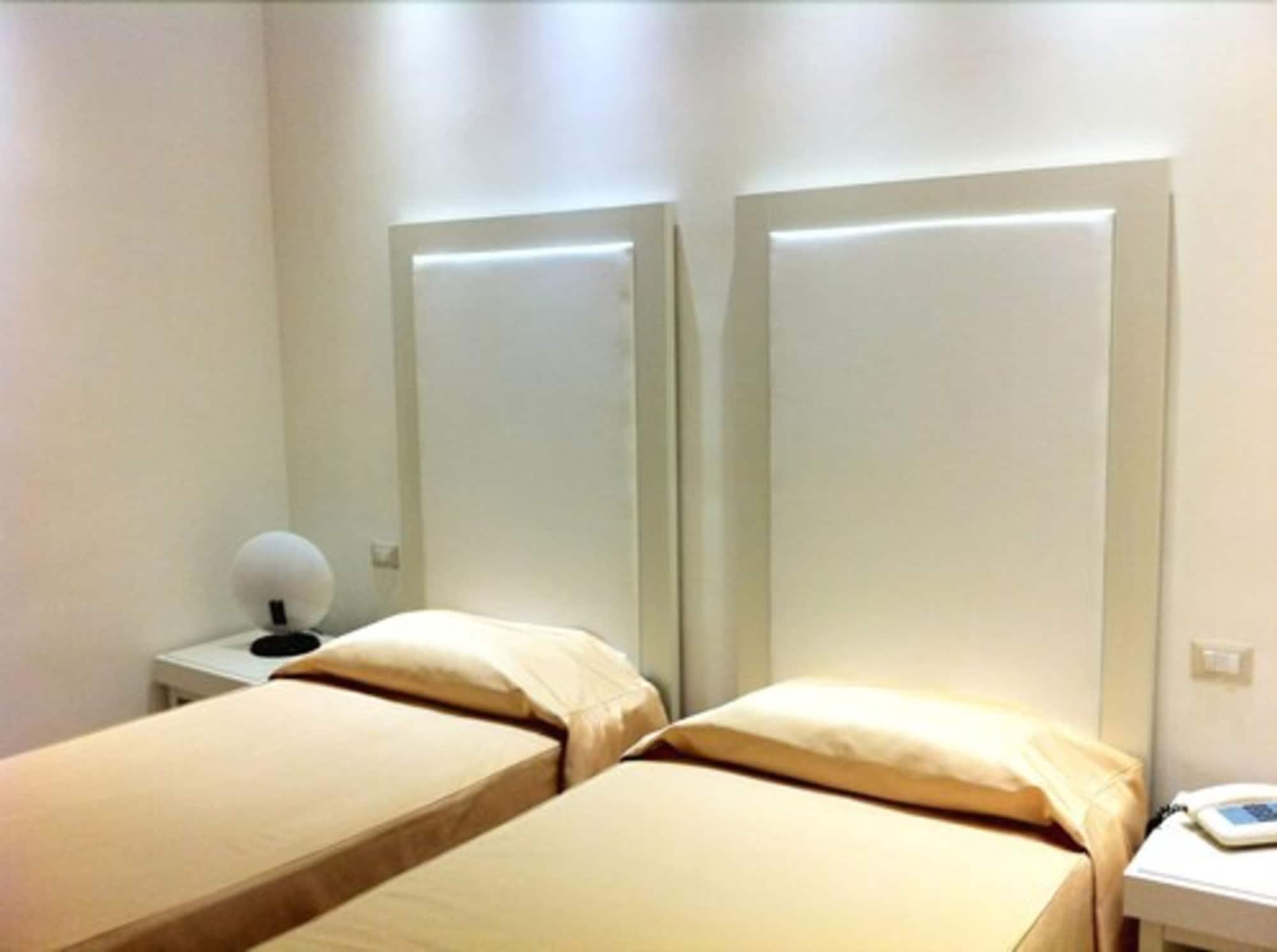 Hotel Europa Foggia Dış mekan fotoğraf