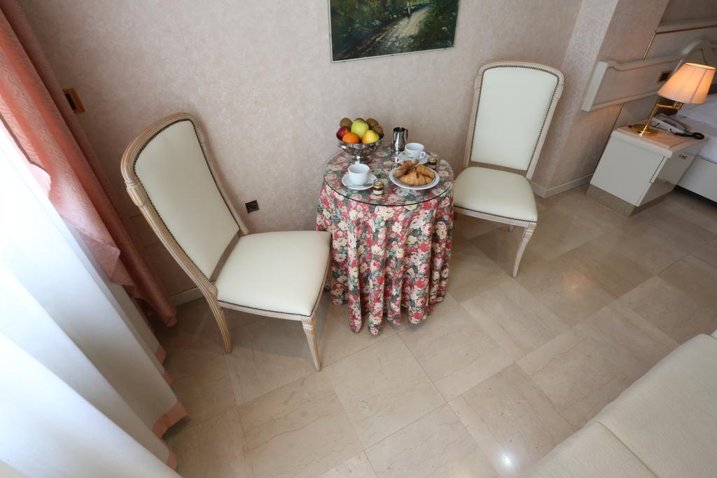 Hotel Europa Foggia Dış mekan fotoğraf